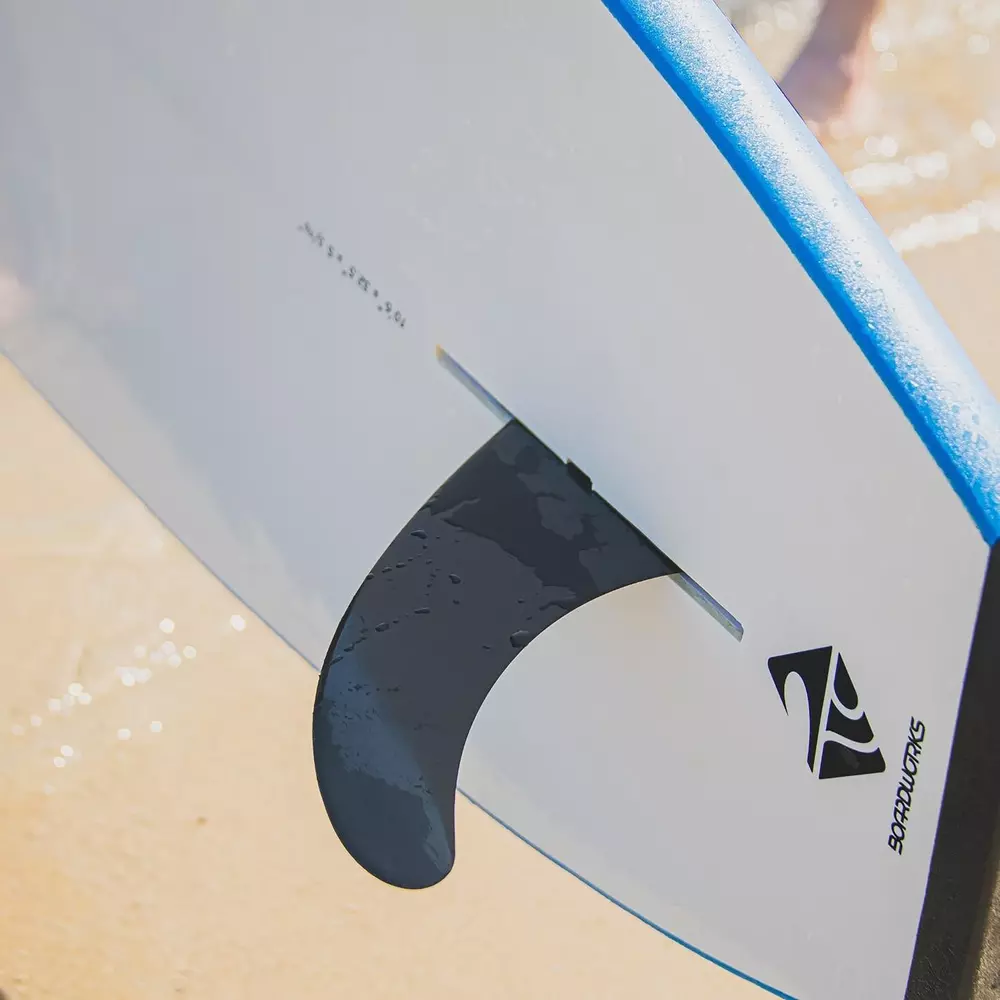 fin＿ boardworks-fcs-ii-9-in-toolless-dolphin-fin-848201015214
