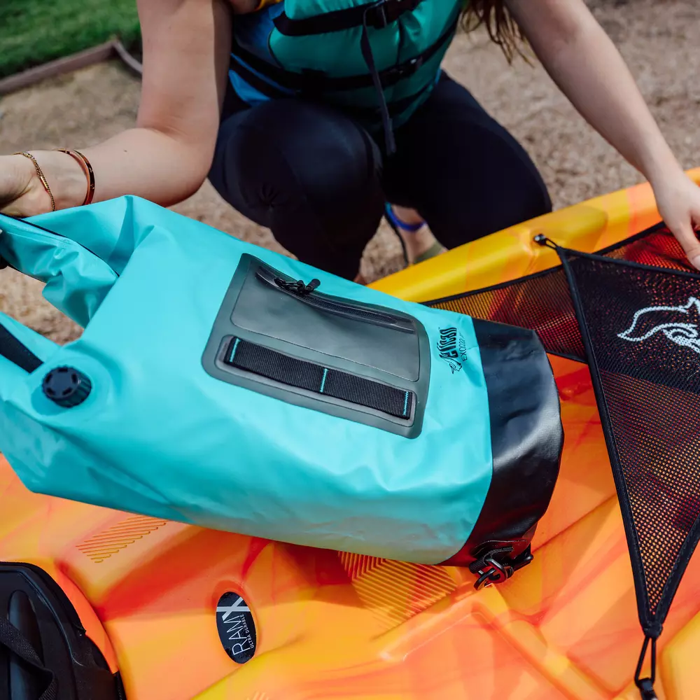 PELICAN - Exocool 10L Cooler Dry Bag - Blue - PS3050-00 - LIFE STYLE 3