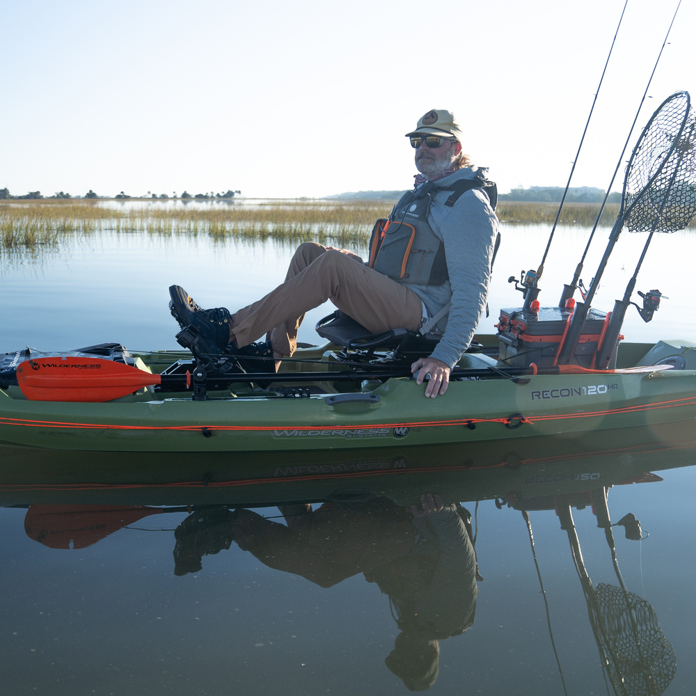 WILDERNESS SYSTEMS - RECON 120 HD Fishing Kayak with AirPro ACES seat - Green - 9751094216 - LIFE STYLE 3