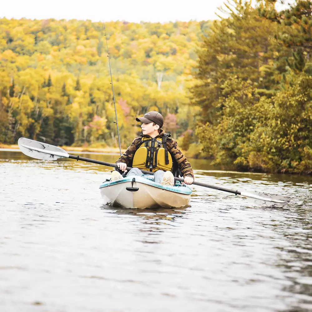 PELICAN - Poseidon Angler Fishing Kayak Paddle 250 cm (98.5") - Grey - PS1977-00 - LIFE STYLE 2