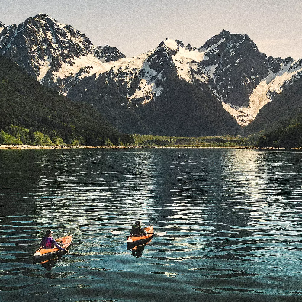 ADVANCED ELEMENTS - AdvancedFrame™ Kayak Without Pump - Green - AE1012-G - LIFE STYLE 1