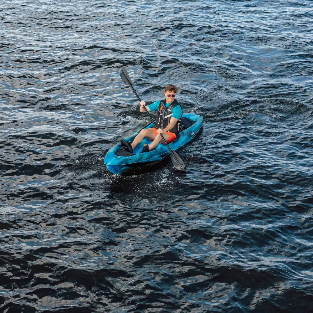 PELICAN - SEEK 100X Recreational Kayak - Grey - MKL10P205-00 - LIFE STYLE 2