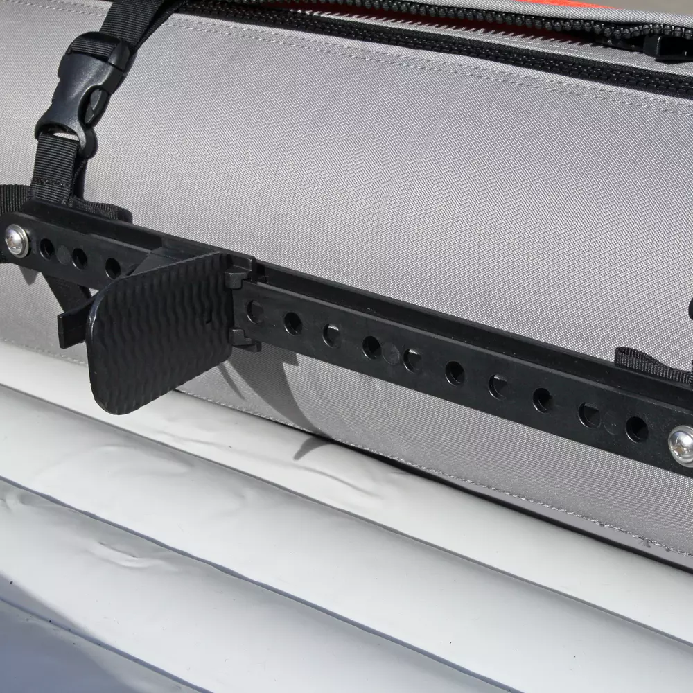 ADVANCED ELEMENTS - Adjustable Foot Pegs - Black - AE4003-1 - LIFE STYLE 1