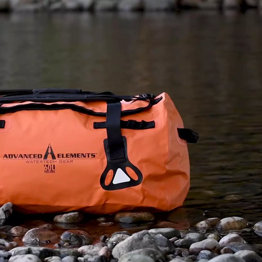 ADVANCED ELEMENTS - Abyss™ All-Weather Duffel Bag - Orange - AE3505 - LIFE STYLE 2