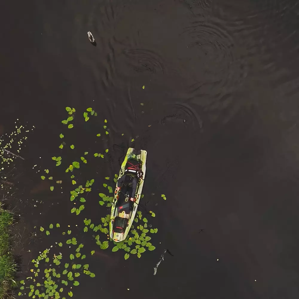 PELICAN - Catch Mode 110 Fishing Kayak - Grey - MIF11P202-00 - LIFE STYLE 2